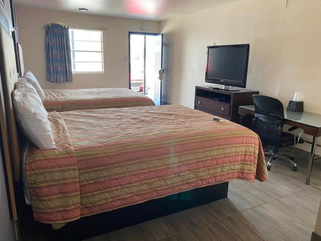 Texas Inn Сегин Экстерьер фото